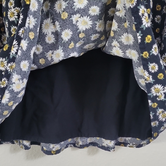 Abercrombie Kids Girls Smocked Daisies Dress Size 13/14 Open Back Off Shoulder - Picture 7 of 12